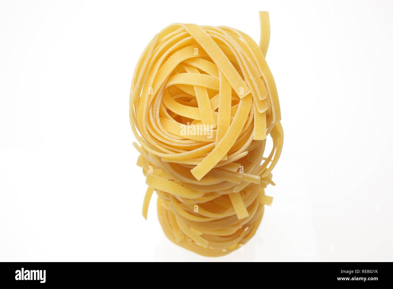 Mie Nudeln, eine asiatische Nudelsorten aus Weizen. Oft für Bami Goreng Lebensmittel verwendet Stockfoto