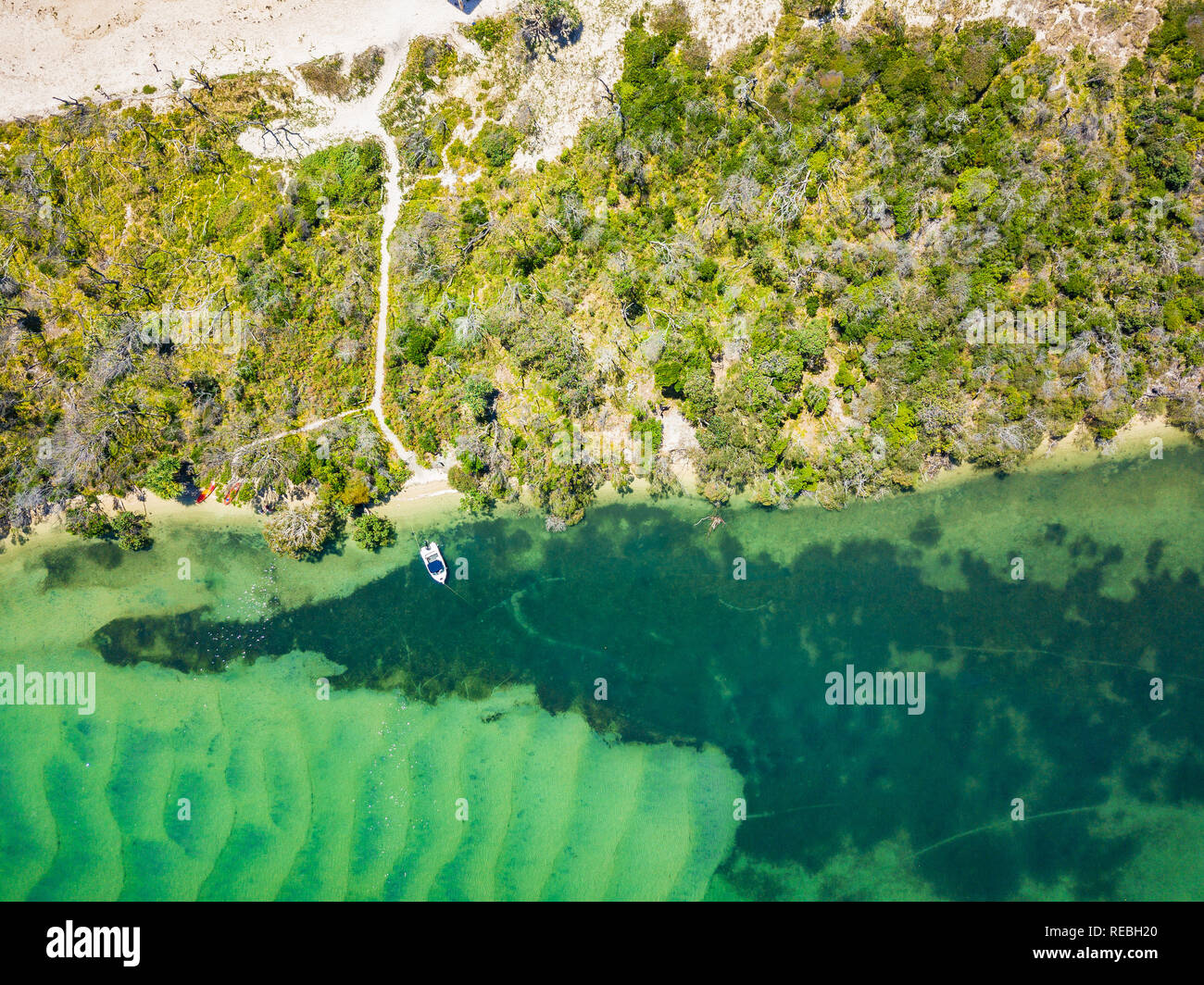 Blick auf den Strand an der nördlichen Spitze von Bribie Island in Queensland, Australien Stockfoto