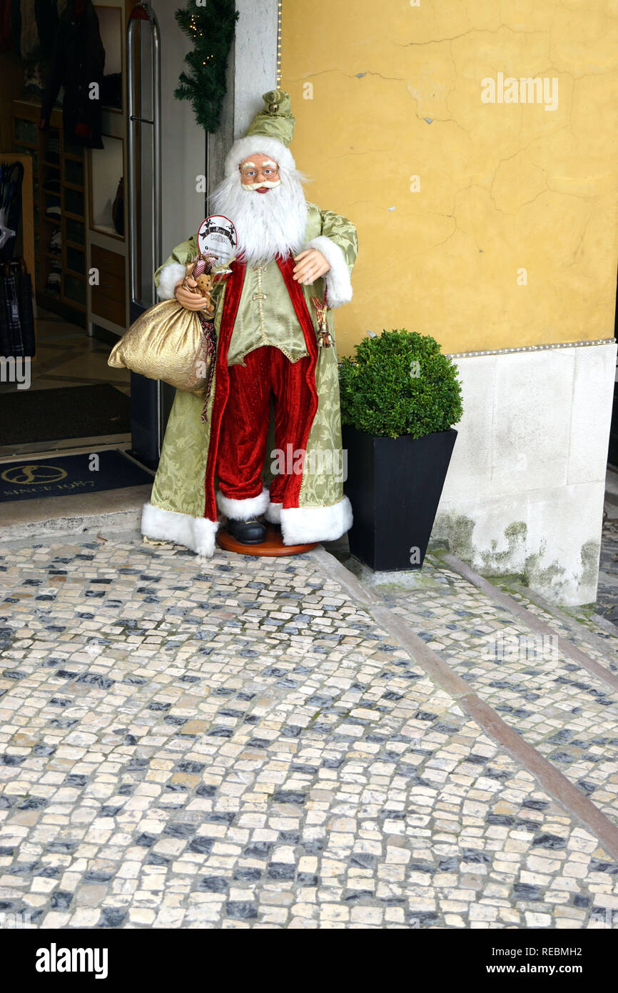 Weihnachtsmann Statue in Sintra, Portugal Stockfoto
