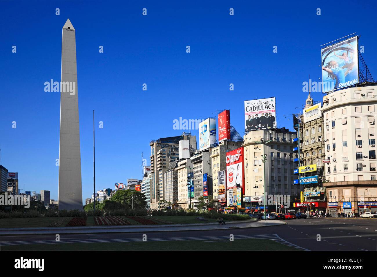 Obelisk an der Plaza de La Republica in der Stadt Buenos Aires, Argentinien, Südamerika Stockfoto