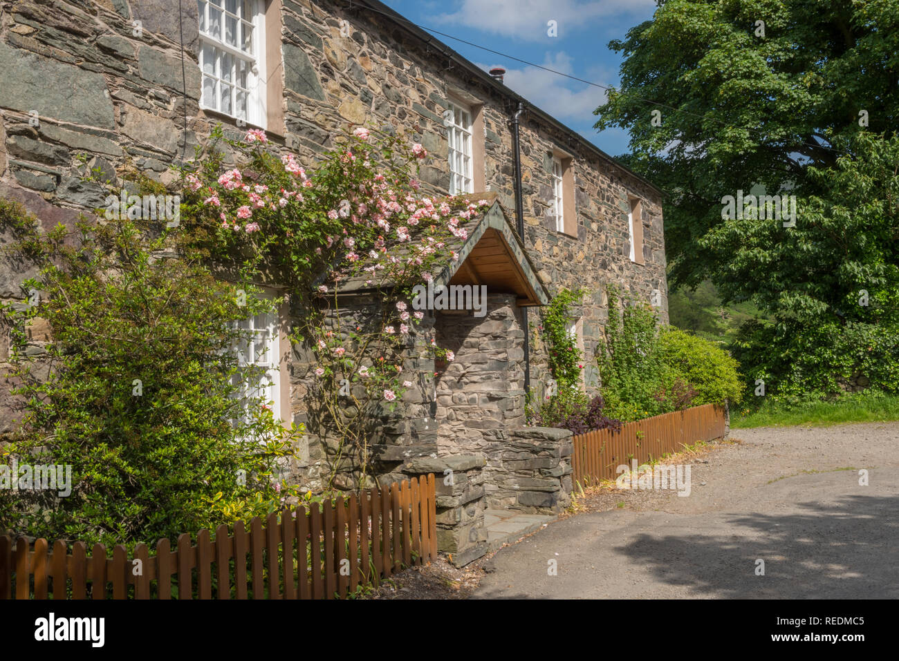 Traditionelle Cumbria Ferienhaus am Stonethwaite am Kopf der Borrowdale im Lake District, Cumbria Stockfoto