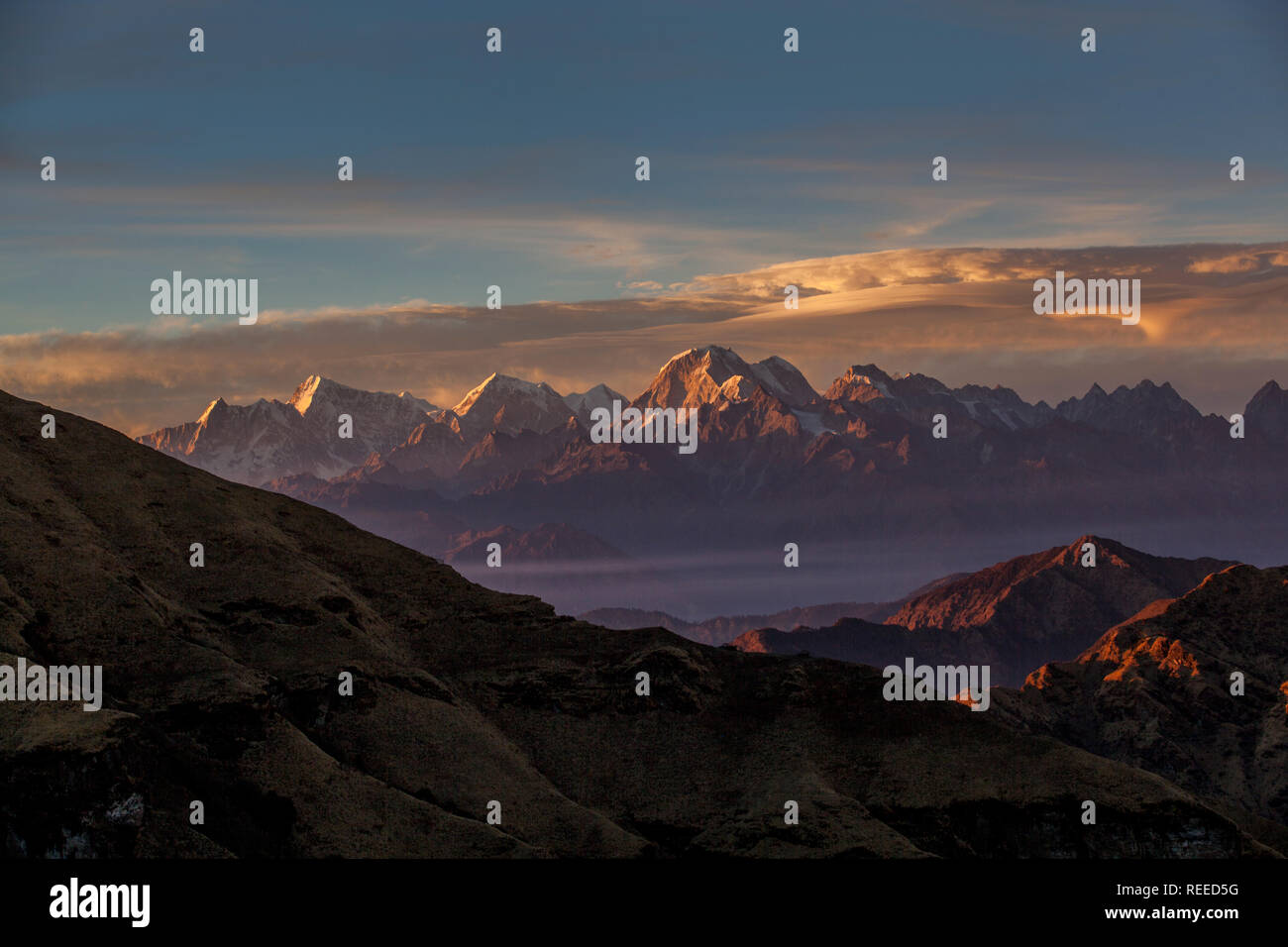 Ganesha Himalaya reichen von Kalinchowk, Charikot, Nepal gesehen. Stockfoto