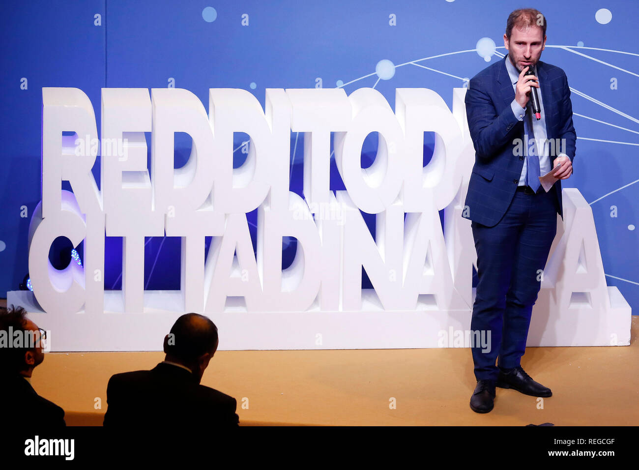 Rom, Italien. 22. Januar, 2019. Davide Casaleggio Rom Januar 22 2019. Übereinkommen der Bewegung 5 Sterne Partei zu erklären, das Grundeinkommen Gesetz gerade genehmigt. Foto Samantha Zucchi Insidefoto Credit: insidefoto Srl/Alamy leben Nachrichten Stockfoto