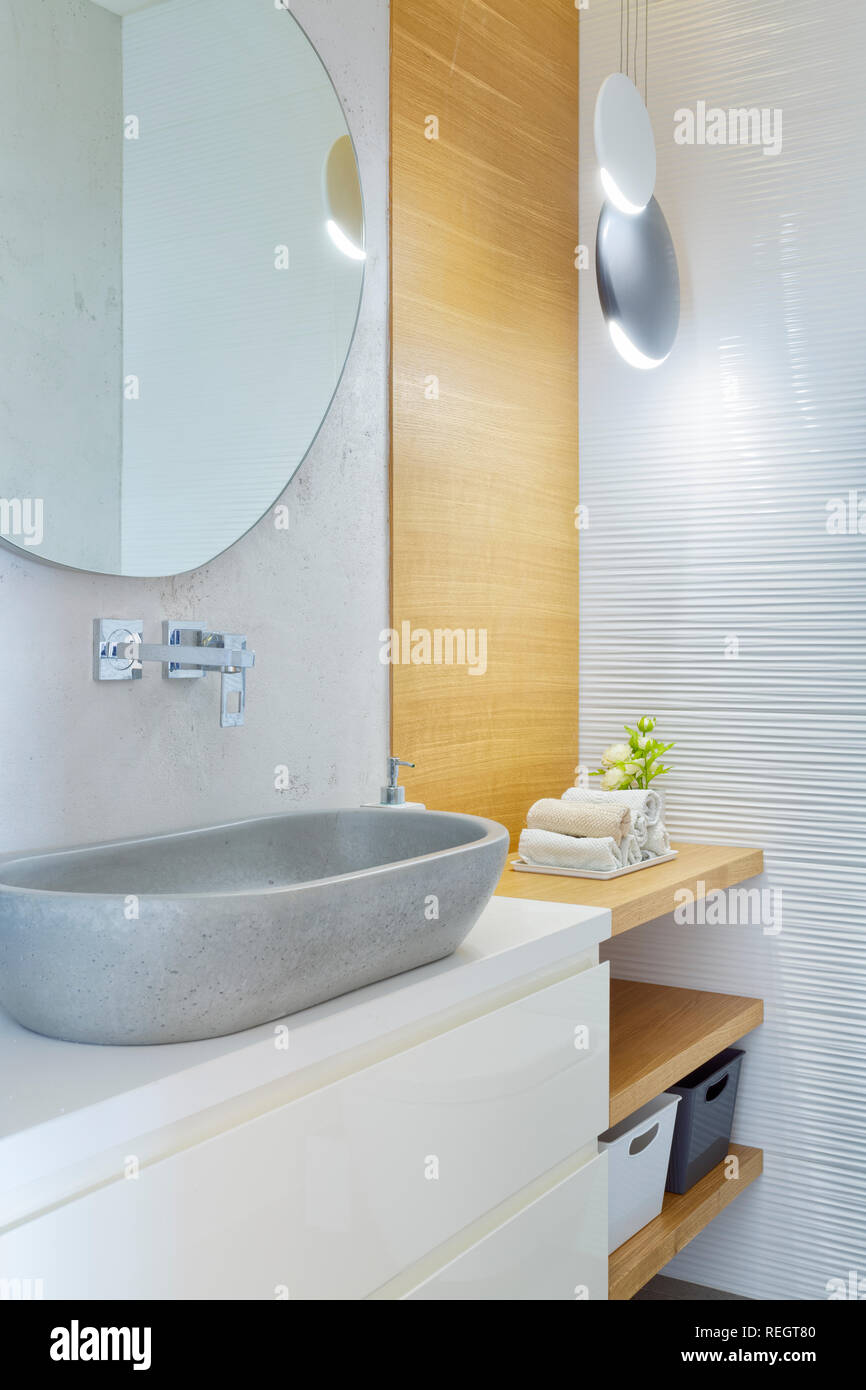 Moderne Luxus Badezimmer Stockfoto Bild 232710240 Alamy