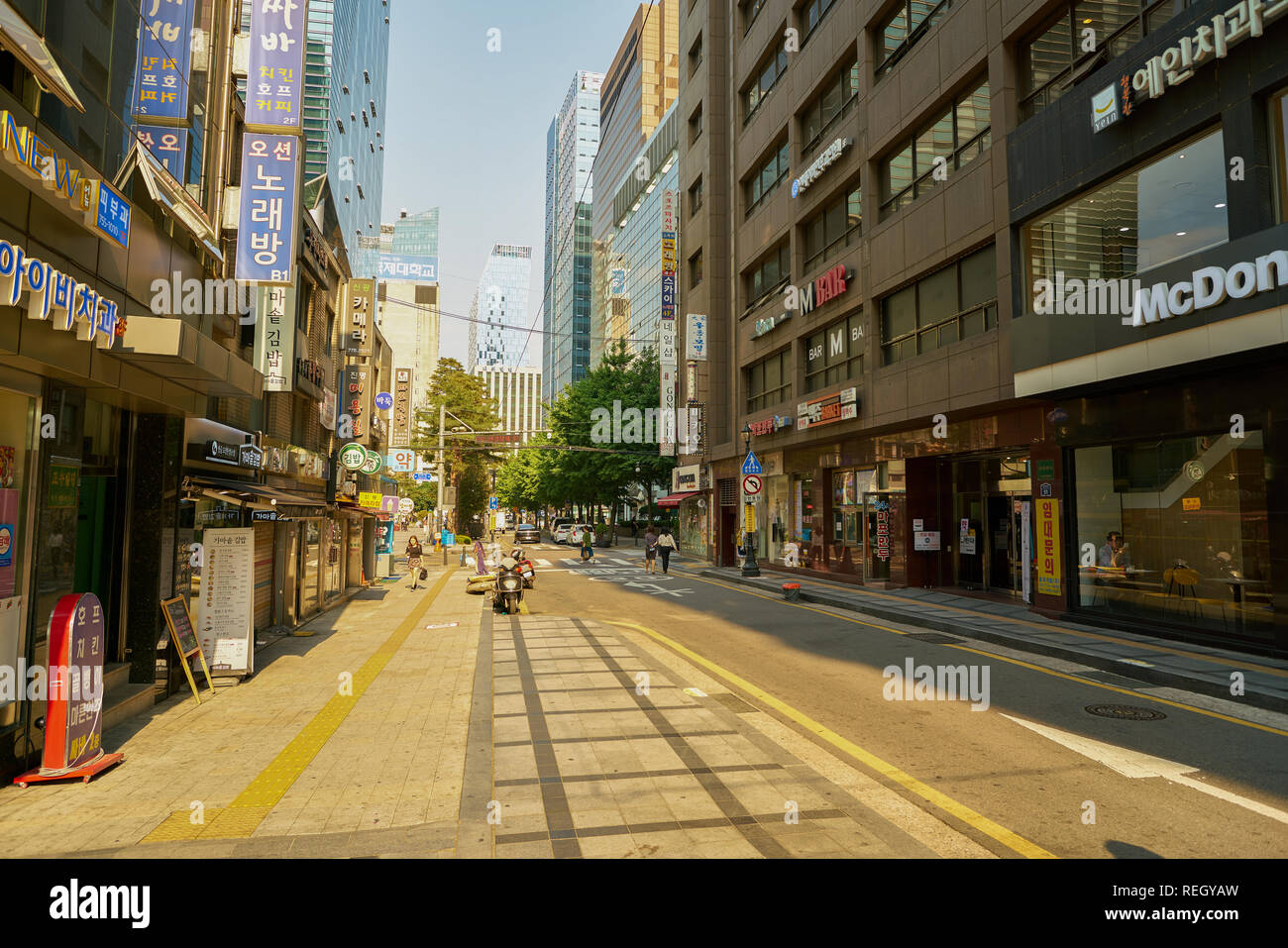 SEOUL, Südkorea - ca. Mai 2017: Seoul urbanen Landschaft. Besondere Stadt Seoul ist die Hauptstadt und größte Metropole der Republik Korea. Stockfoto