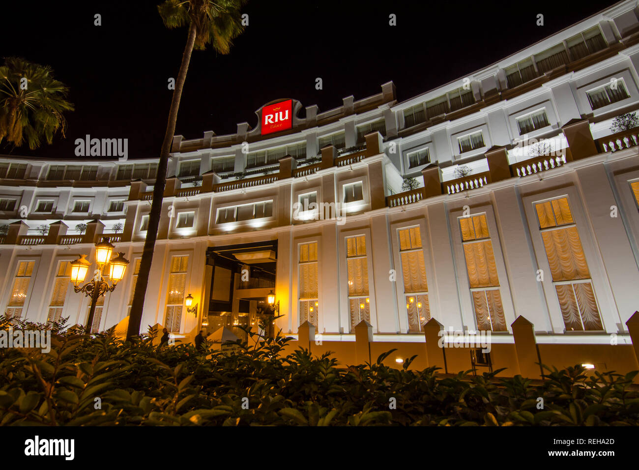 Nacht Szene von Riu Palace Hotel in Playa del Inglés, Gran Canaria, Spanien Stockfoto