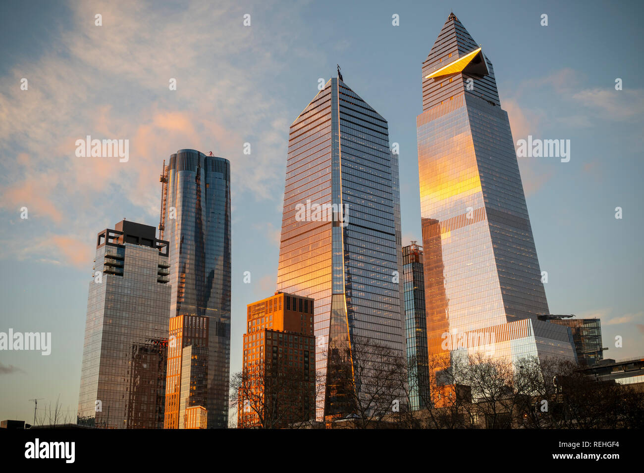 New York NY/USA - Januar 10, 2019 10 Hudson Yards, Mitte, 30 Hudson Yards, rechts, und andere Entwicklung rund um die Hudson Yards in New York am Donnerstag, den 10. Januar 2019. (Â© Richard B. Levine) Stockfoto