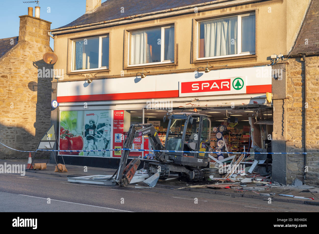 Duncan Elrick erschien an Elgin Sheriff Court der heutigen Ram raid an einem Geldautomaten in der die Spar-Store auf Keith's Regent Street, Moray, Schottland. Stockfoto