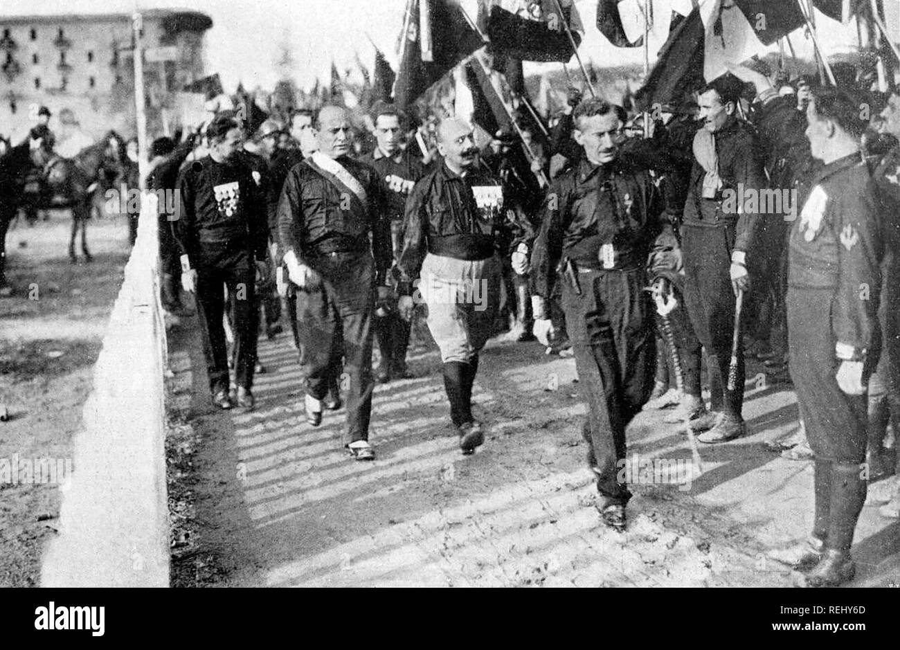 Marsch auf Rom 1922 Von links nach rechts: Italo Balbo, Benito Mussolini, Cesare Maria de Vecchi und Michele Bianchi 1922 Links Stockfoto