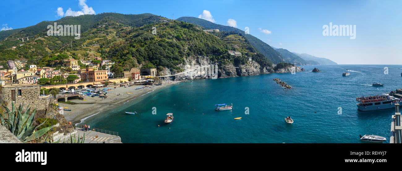 Panorama blick auf den Strand in Monterosso al Mare in der Küste von Ligurien. Cinque Terre. Italien Stockfoto