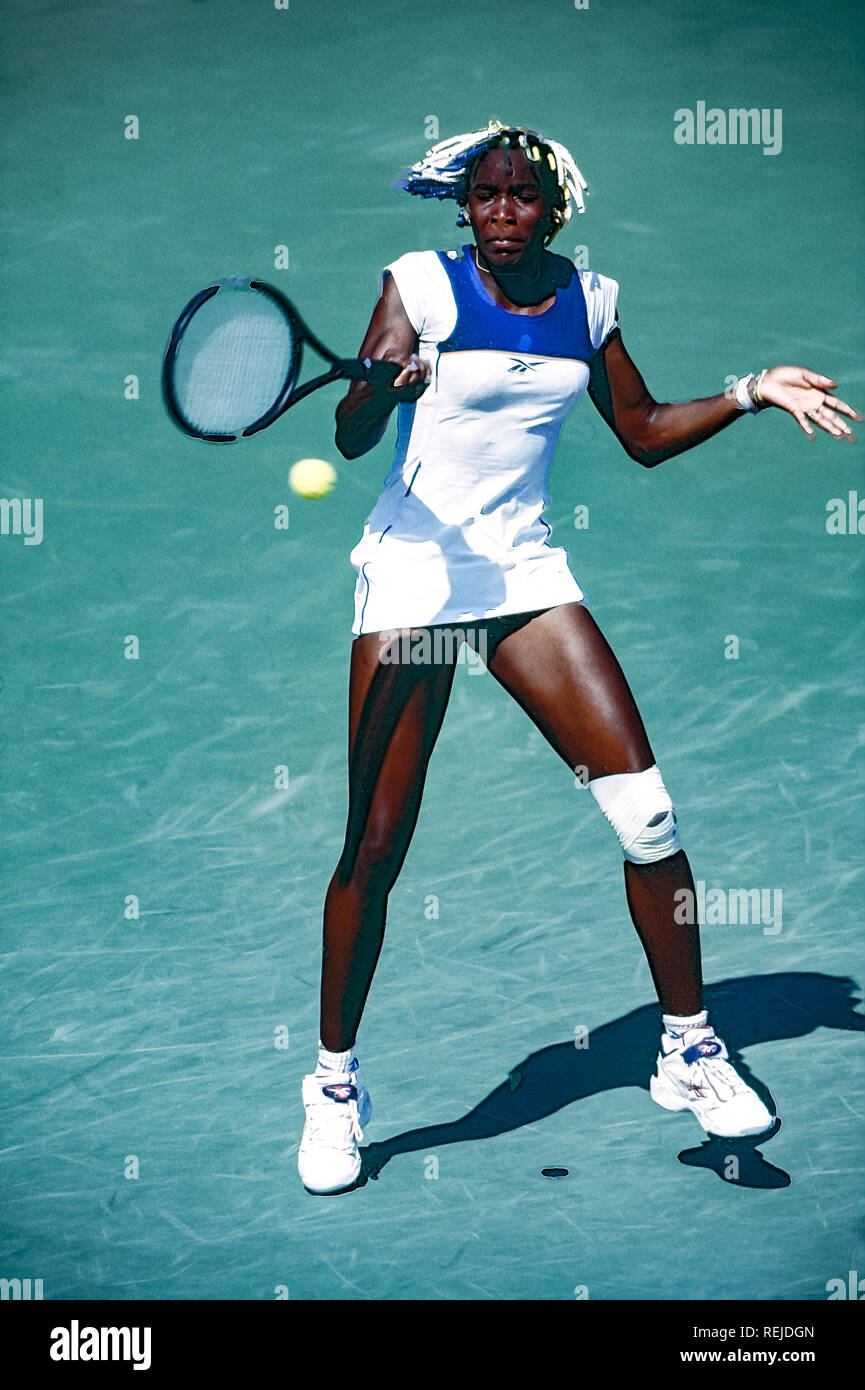 Venus Williams konkurrieren auf dem 1998 Lipton Tennis Meisterschaften Stockfoto