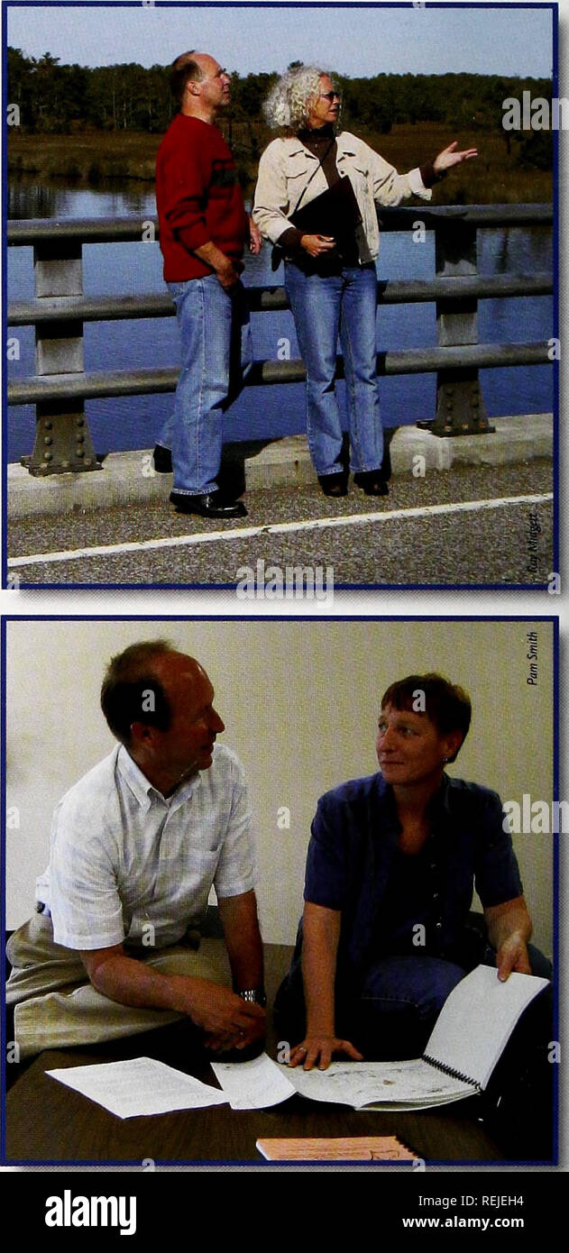 . Küste beobachten. Meeresschätze; Ozeanographie; Management von Küstenzonen; Ökologie der Küsten. Bein Al Gezeiten anderen und mit der Natur - und die Menschen sind nur ein Teil des Lebens auf der Erde. Clark und Kalo finden Sie unter einen gemeinsamen Nenner zwischen Fakt und Fiktion - Hilfsmittel für Umweltprobleme in individuellen Entscheidungen gefunden werden können, sowie breitere politische Entscheidungen. Sie sind keine Fremden zu den umweltpolitischen Entscheidungsprozess. Clark ist North Carolina Sea Grant Küsten- und Ocean policy Specialist. Kalo ist der UNC Law School Graham Kenan Professor der Rechtswissenschaften, die sich auf Umwelt-, Küsten konzentriert und Stockfoto