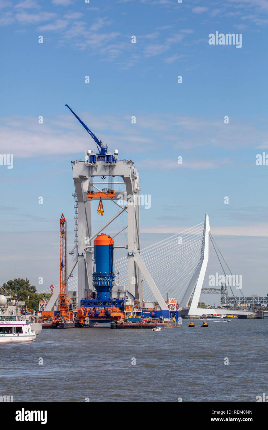 Die Niederlande, Rotterdam, Rotterdam, Hafen. Van Oord international marine Auftragnehmer. Heavy lift Schiff Svanen. Welt-Tage 2018. Stockfoto
