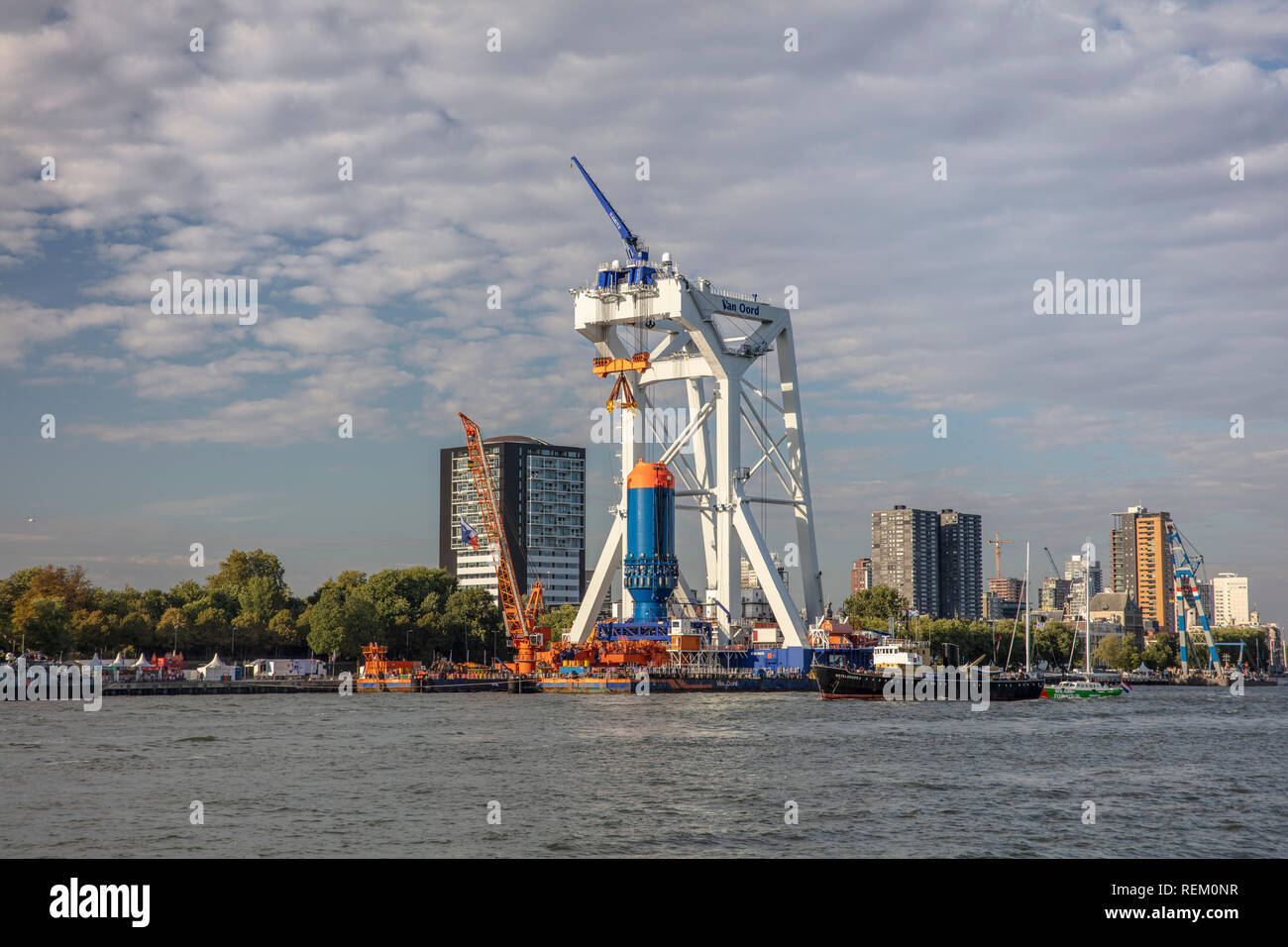 Die Niederlande, Rotterdam, Rotterdam, Hafen. Van Oord international marine Auftragnehmer. Heavy lift Schiff Svanen. Welt-Tage 2018. Stockfoto