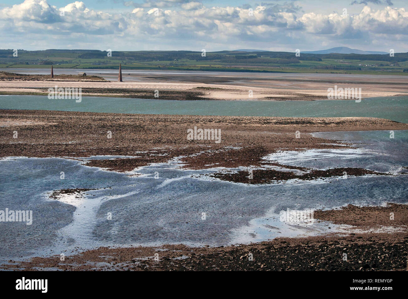 Blick auf Ross Sands Beacons aus der heiligen Insel, Northumberland Stockfoto