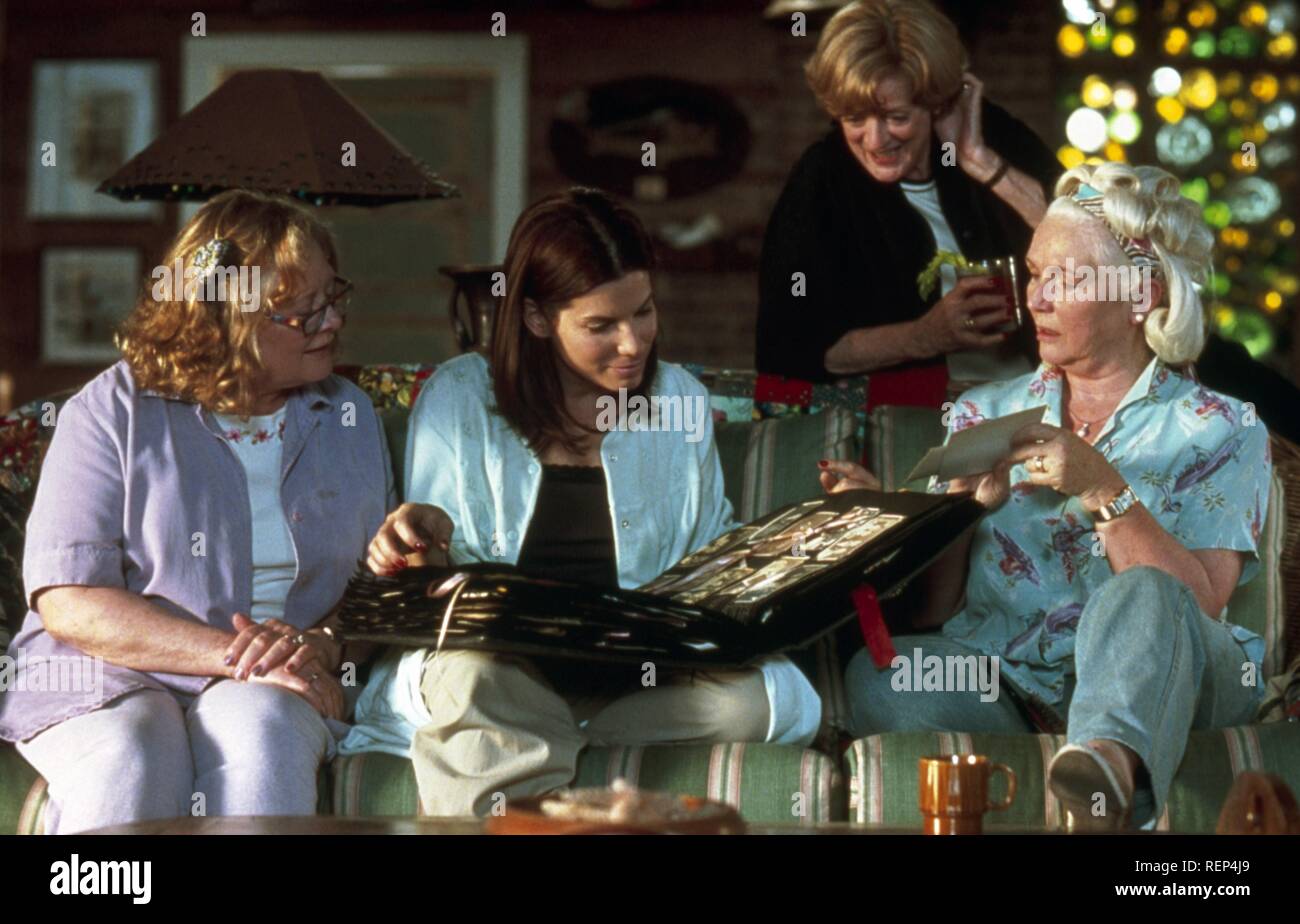 Die Göttlichen Geheimnisse der Ya-Ya sisterhood Jahr: 2002 USA Shirley Knight, Sandra Bullock, Maggie Smith, Fionnula Flanagan Regie: Callie Khouri Stockfoto