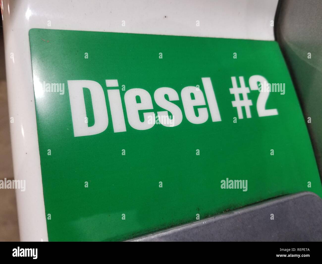 Close-up Text auf grünem Hintergrund Diesel lesen, dass Diesel kraftstoff, 3. Januar 2019. () Stockfoto