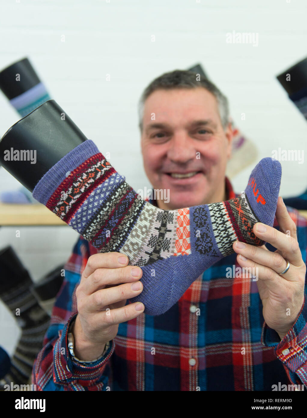 Die alten Truman Brauerei, London, UK. 23. Januar, 2019. Jacke erforderlich Premium Mode Messe öffnet sich ausschließlich an Käufer und drücken Sie für das Hosting einer sorgfältig bearbeitet internationale Line-up der zeitgenössischen Menswear und Womenswear über Bekleidung, Schuhe, Accessoires und Lifestyle Produkte über zwei Etagen in der Alten Truman Brauerei. Credit: Malcolm Park/Alamy Leben Nachrichten. Stockfoto