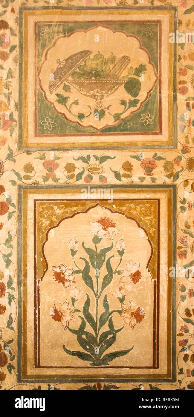 Wandgemälde im Pavillon auf der Oberseite des Ganesh Pol, Amber Fort, Jaipur, Rajasthan, Indien, Südasien Stockfoto