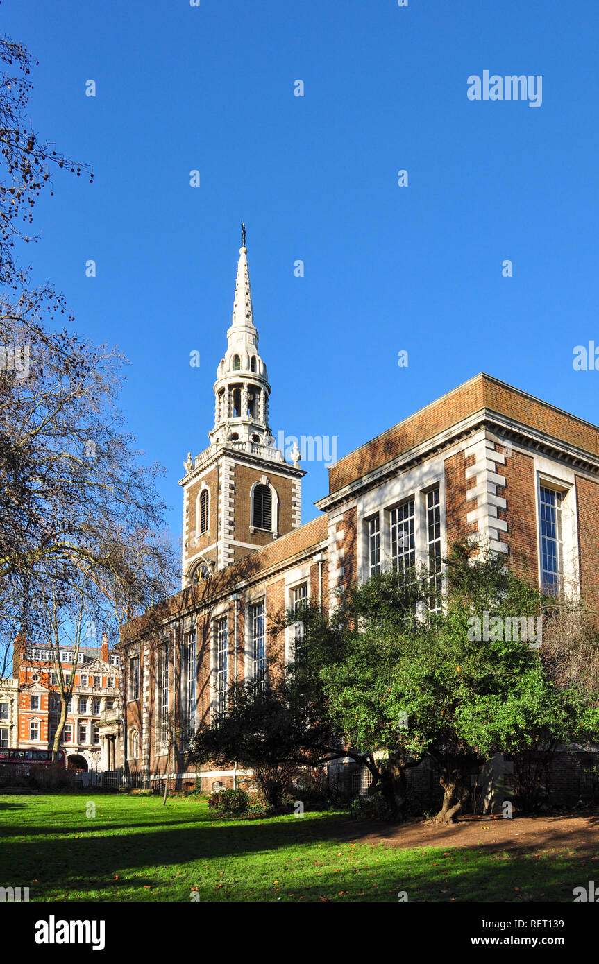 St. Marien Kirche, Upper Street, Islington, London, England, Vereinigtes Königreich Stockfoto