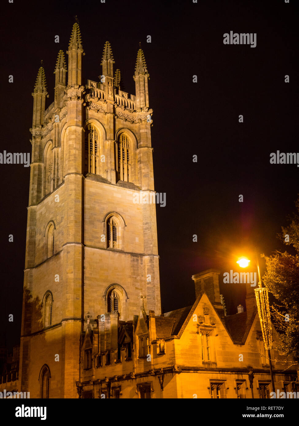 Nahe, Magdalen Tower, Glockenturm, Magdalen College, Universität Oxford, Oxford, Oxfordshire, England, UK, GB. Stockfoto