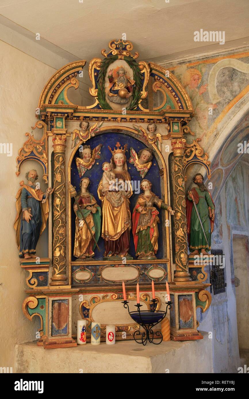 Altar in Dreikirchen in Barbian, Bozen, Italien, Europa Stockfoto Altar in Dreikirchen in Barbian, Bozen, Italien, Europa Stockfoto