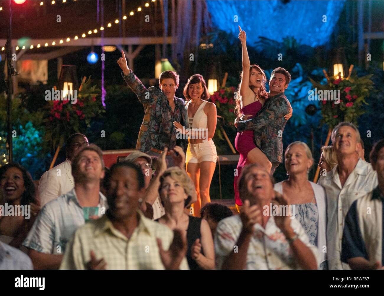 Anna Kendrick Zac Efron Adam Devine Aubrey Plaza Plakat Mike Und Dave Brauchen Hochzeit Termine 2016 Stockfotografie Alamy