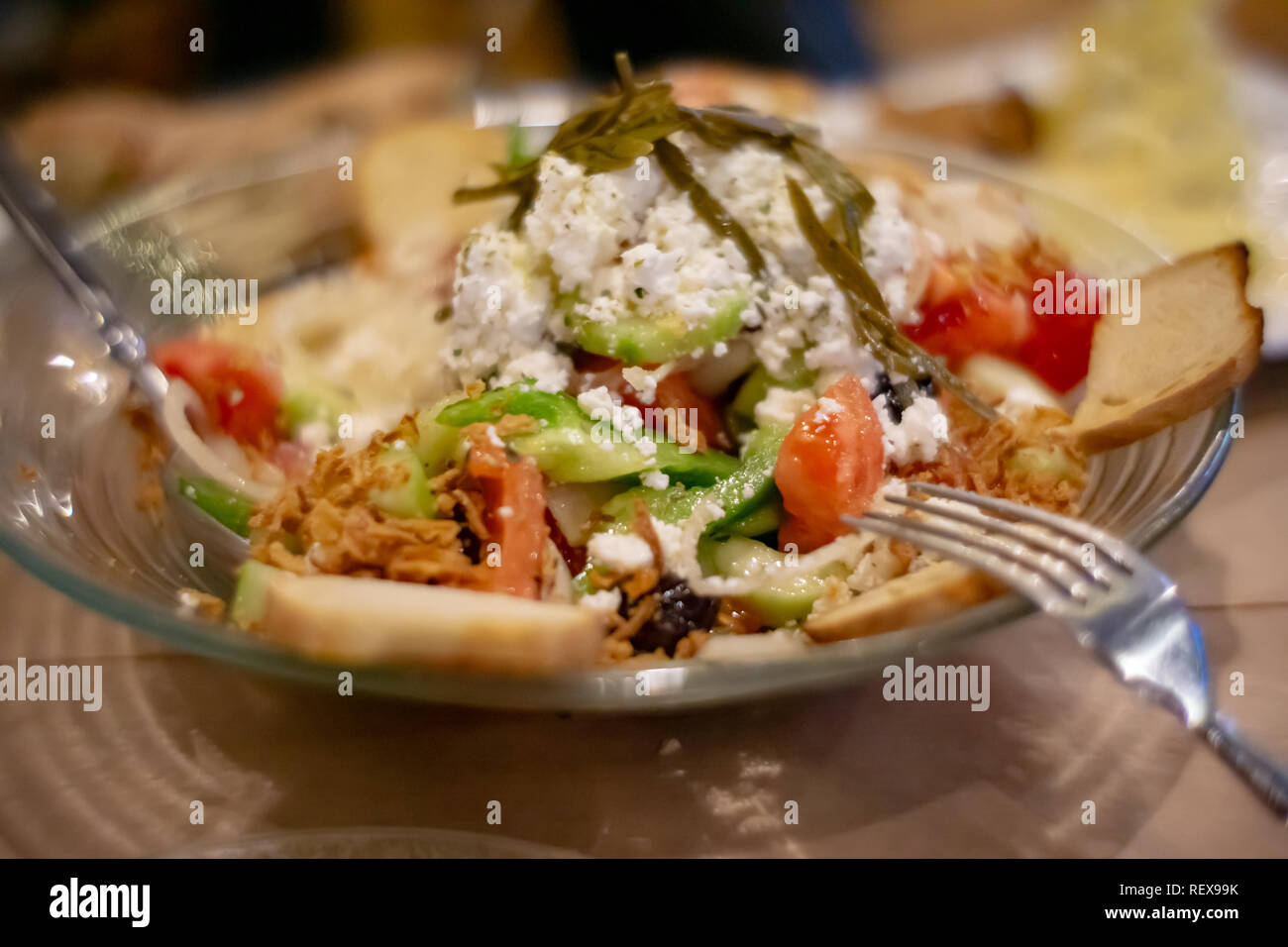 Fun Fact: Kopfsalat wächst nur in Griechenland während der Winter- &amp; da ...