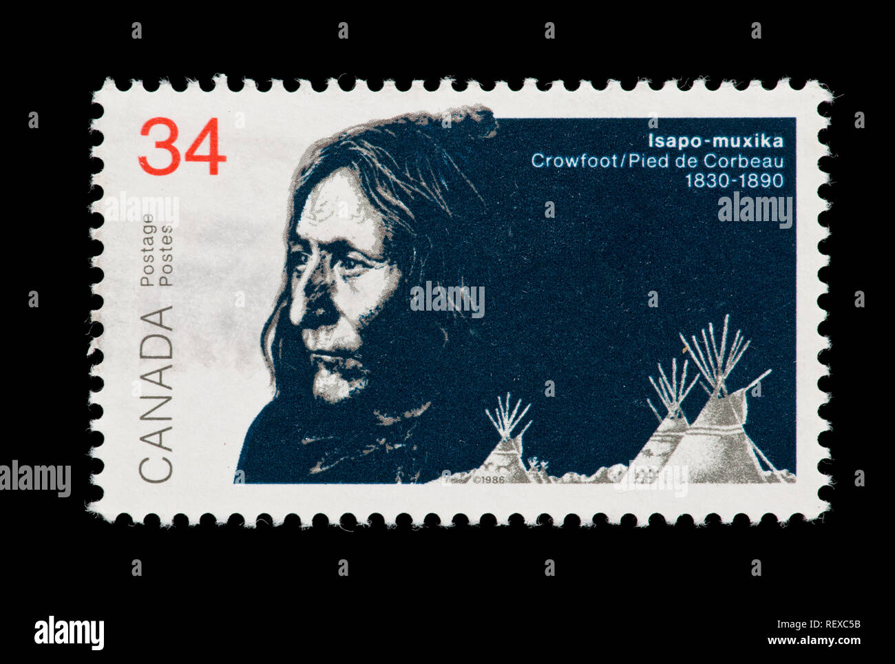Briefmarke aus Kanada, Crowfoot, Blackfoot Indian Chief. Stockfoto