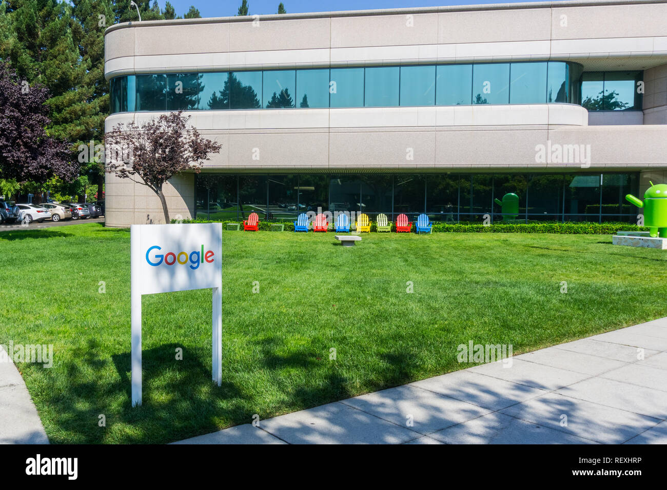 August 23, 2017 Mountain View/CA/USA - Google Zeichen vor einem der Gebäude im Google Campus, Silicon Valley Stockfoto