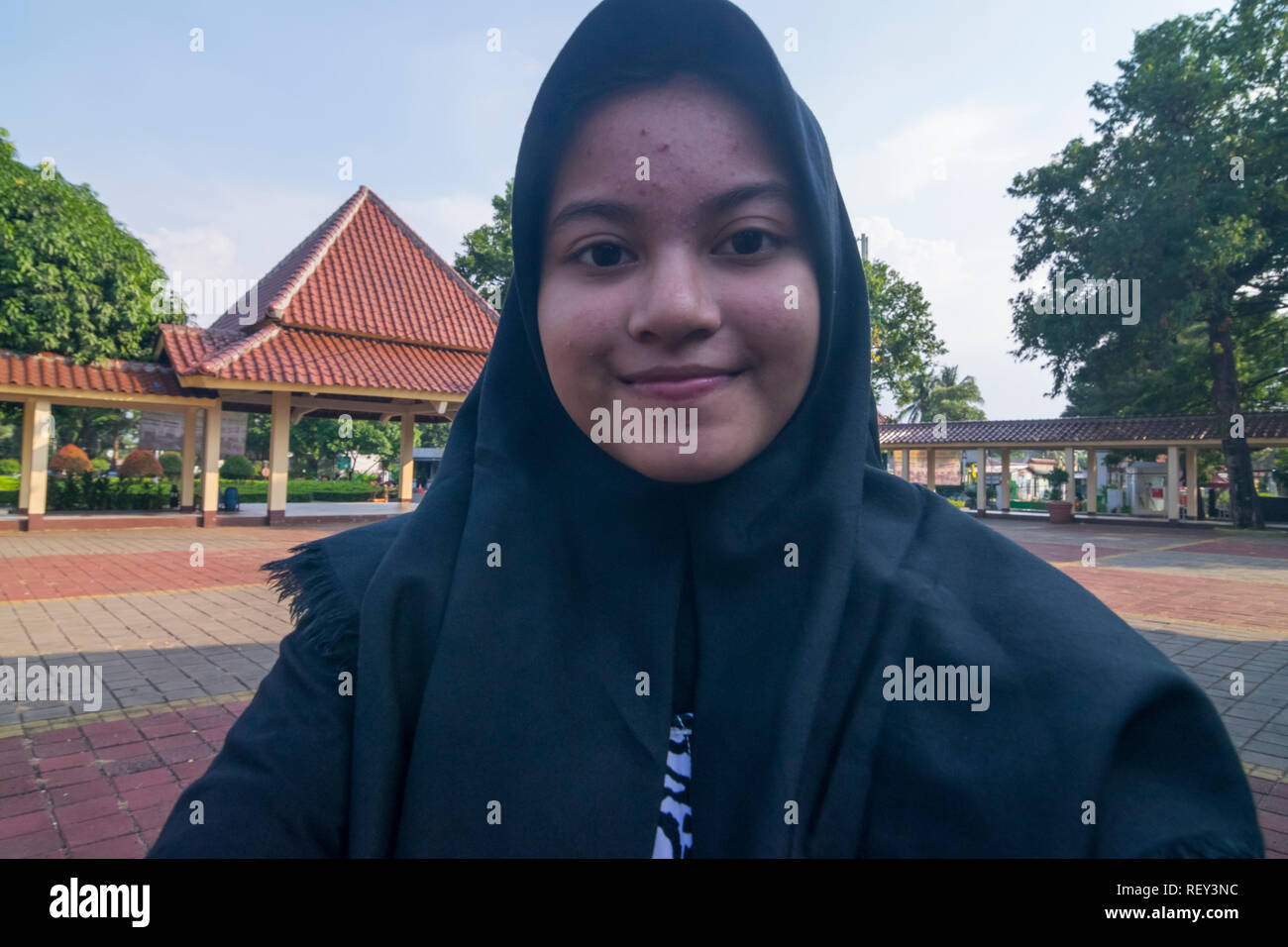 8.28, Minang Mädchen, IndonesianBook Stockfoto