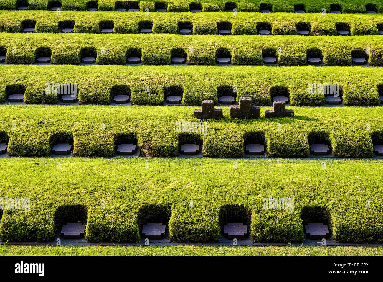 Costermano Deutscher Soldatenfriedhof enthält die Gräber von 21,951 deutsche Soldaten, die im Zweiten Weltkrieg getötet Stockfoto