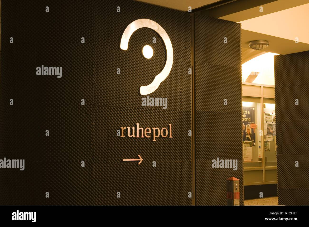 Linz 2009, Ruhepol Im Central-Kino, Ort Ohne Hintergrundmusik; Initiative Gegen Zwangsbeschallung Stockfoto