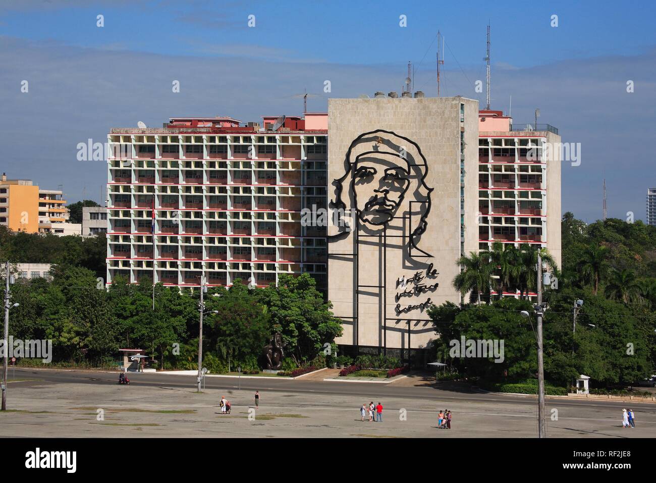 Große Darstellung von Che Guevara auf das Ministerium des Innern an der Plaza de la Revolución (Platz der Revolution). Stockfoto