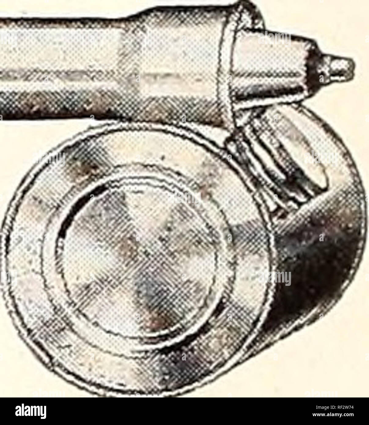 . Katalog 1945.. Samen Kataloge Kataloge; Gemüse; Blumen; Pflanzen Kataloge Kataloge; Gartengeräte und Zubehör Kataloge. IQWELL. CHALLENGER Challenger, kontinuierliche ac-tion: Tank 5%" x 63/4": ca-schulstrukturen 3 qts.; Pumpe 1% "di-Ameter, 14" lang: schwere Kolbenstange, behandeltes Leder: verstellbare Düse. Wt. 3 lbs Nr. 215 G-Jeden $ 1,50 - FOB Dallas IDEAL IDEAL ist praktisch für zu Hause und kleine Garten nutzen. Kapazität 1 qt. Pumpe 1 % x 13" lang. Wt. Iy2 lbs Lowell Zerstäuber - 2 Baugrößen H NU-TAG. Bitte beachten Sie, dass diese Bilder aus gescannten Seite Bilder, ha können extrahiert werden Stockfoto