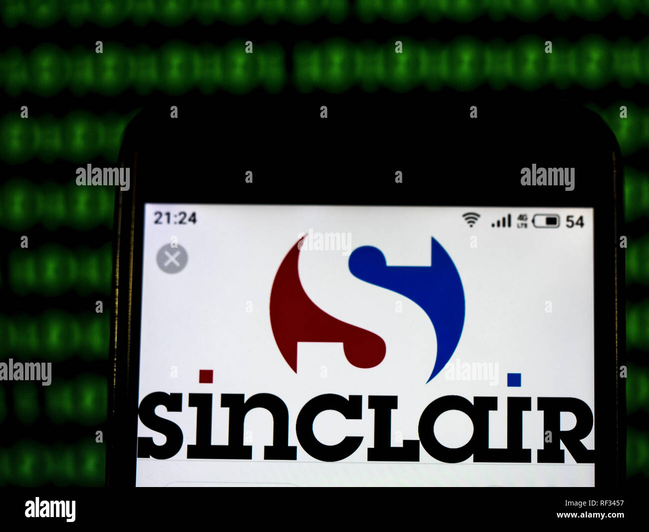 Kiew, Ukraine. 23 Jan, 2019. Sinclair Broadcast Group Telekommunikation Firmenlogo gesehen auf einem Smartphone angezeigt. Quelle: Igor Golovniov/SOPA Images/ZUMA Draht/Alamy leben Nachrichten Stockfoto