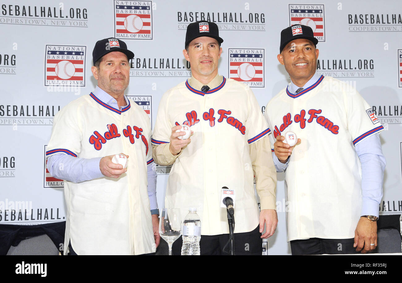 New York, New York, USA. 23 Jan, 2019. Edgar Martinez, Mike Mussina und Mariano Rivera an der 2019 Baseball Hall of Fame Induction Pressekonferenz im St. Regis Hotel am 23. Januar 2019 in New York City. Quelle: John Palmer/Medien Punch/Alamy leben Nachrichten Stockfoto