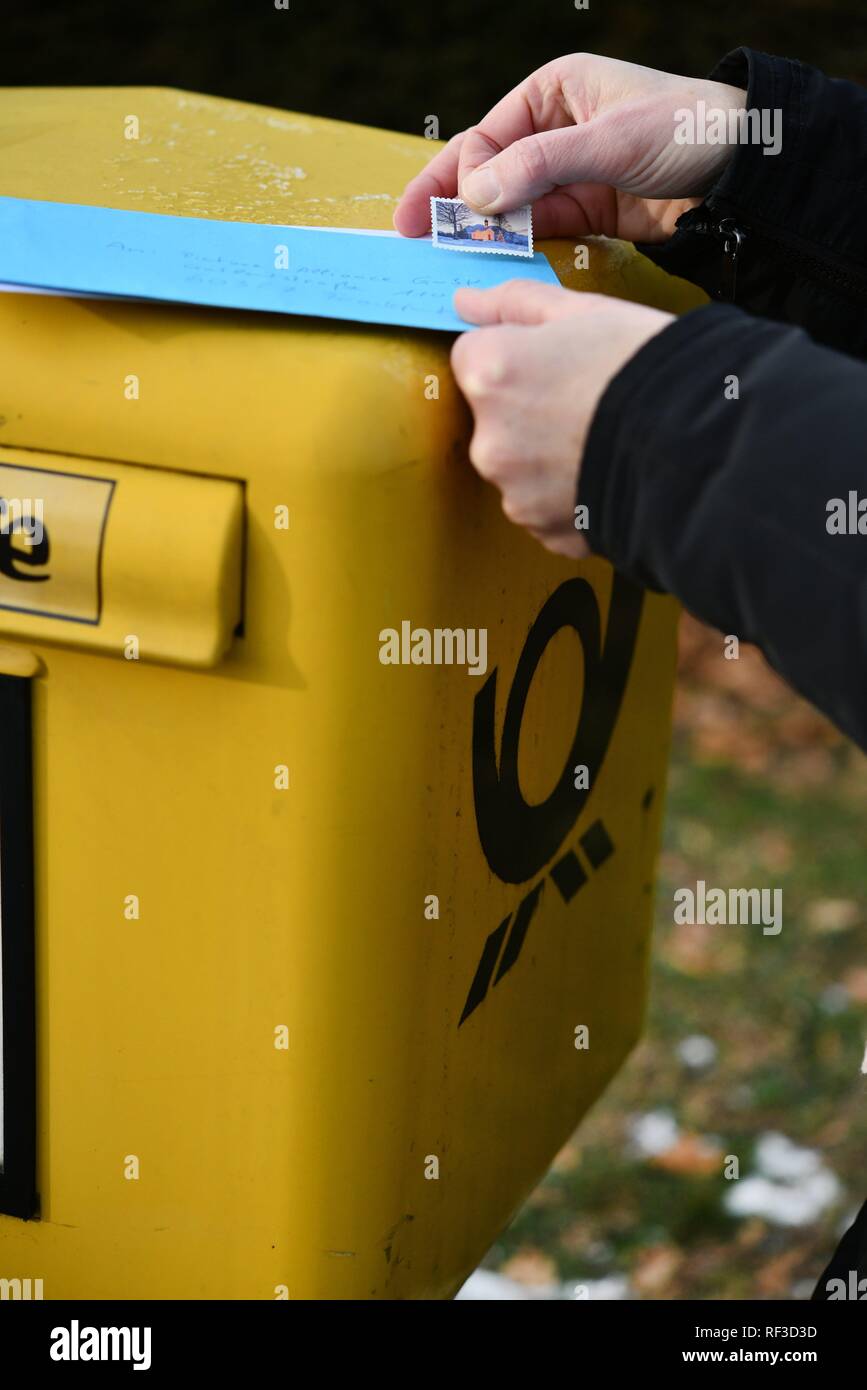 Symbolisches bild Deutsche Post, Deutschland, Stadt Osterode, 23. Januar 2019. Foto: Frank Mai | Nutzung weltweit Stockfoto