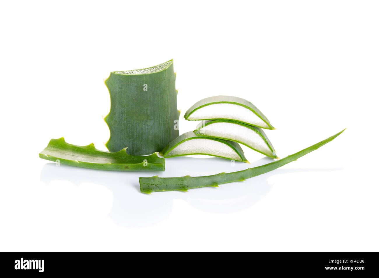 Aloe Vera auf weißem Hintergrund. Natutral Skin Care Produkte Stockfoto