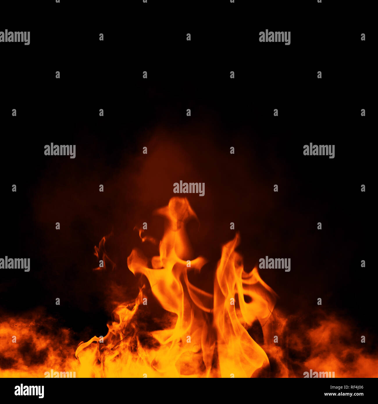 Feuer flammen Textur auf isolierten schwarzen Hintergrund. Stockfoto