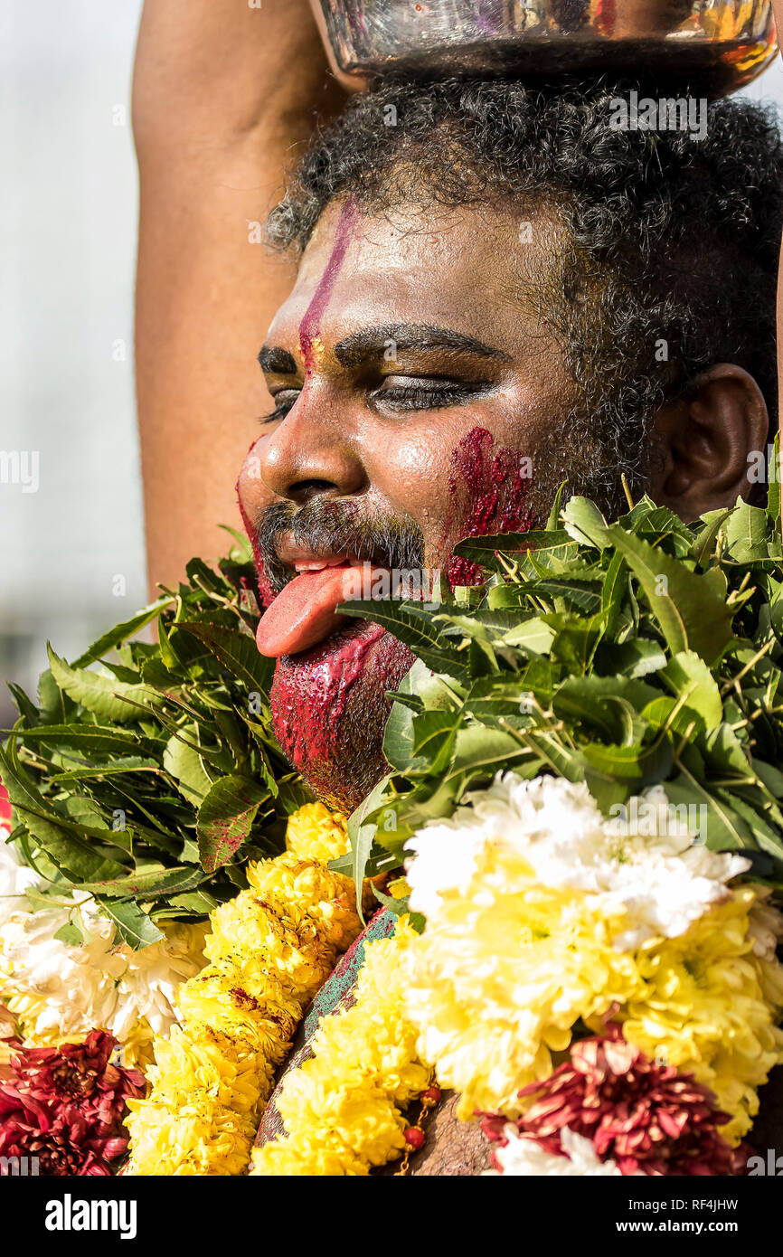 Kuala Lumpur, Malaysia. 21. Januar, 2019. Malaysia Thaipusam Festival am Batu Höhlen in Kuala Lumpur, Malaysia. Alle Gläubigen betet anders Lor Stockfoto