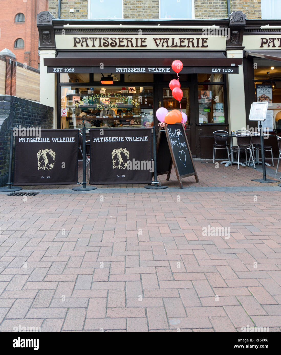 Patisserie Valerie, Ealing Broadway, London, UK Stockfoto