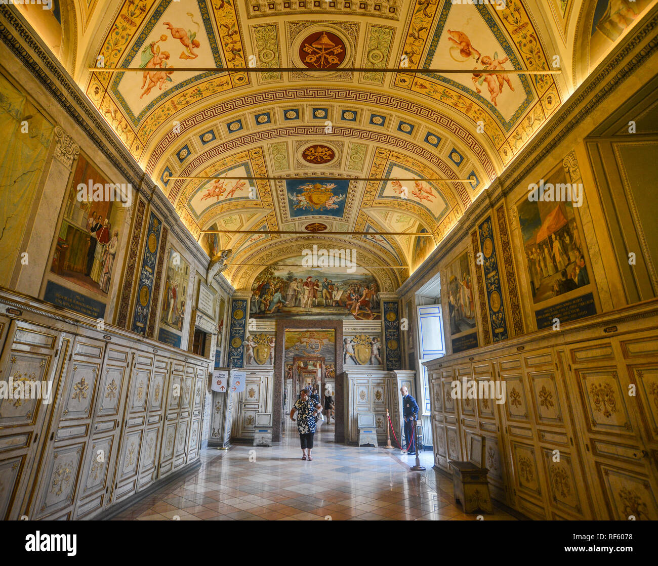 Vatikan - 16.Oktober 2018. In den vatikanischen Museen. Im Museum, präsentiert die wichtigsten Meisterwerke der Kunst der Renaissance in der Welt. Stockfoto