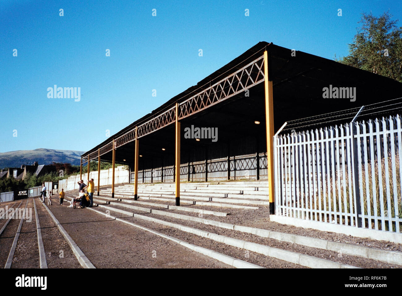 Terrassierung an Alloa Athletic FC Football Ground, Freizeitpark, Alloa, Schottland, dargestellt am 26. Juli 1999 Stockfoto