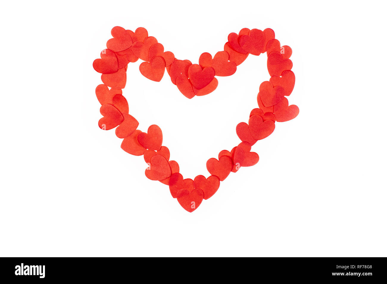 Rotes Herz Aus Konfetti Auf Weissem Hintergrund Flach Ansicht Von Oben Valentinstag Zusammensetzung Stockfotografie Alamy