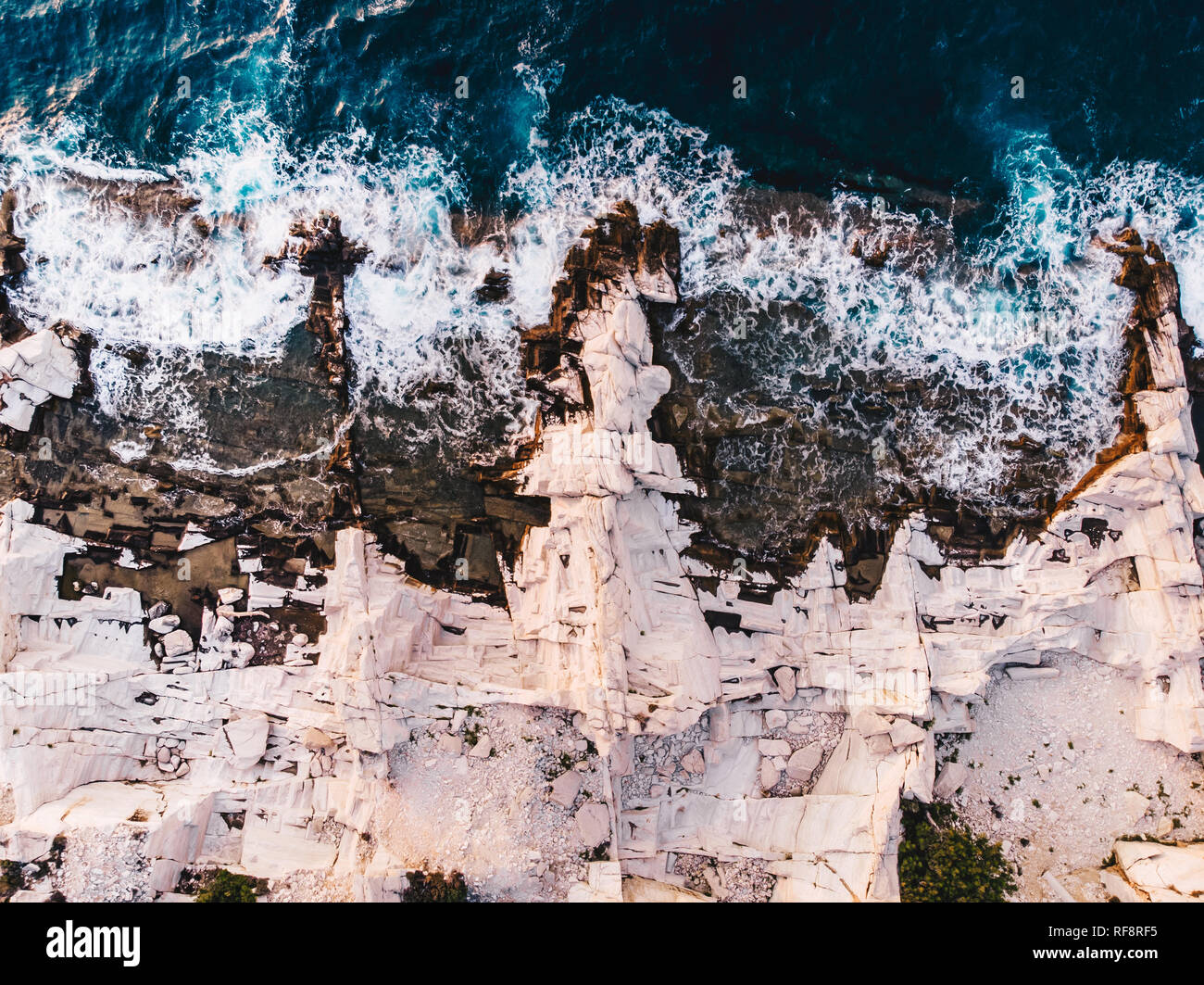 Aliki Marmor Steinbruch in Thassos, Griechenland Luftaufnahme Stockfoto