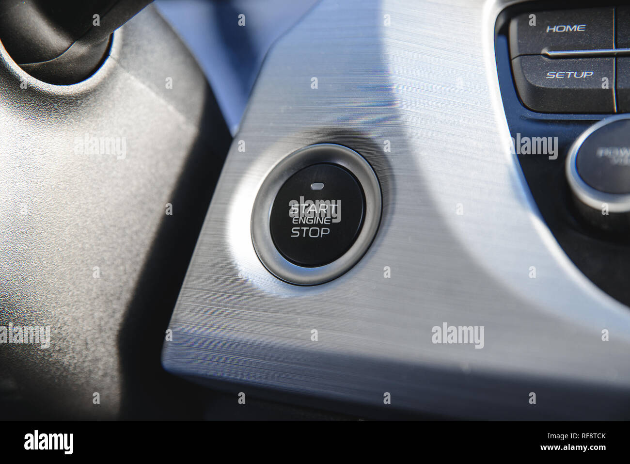 Auto-Motor-Start-Taste Stockfoto