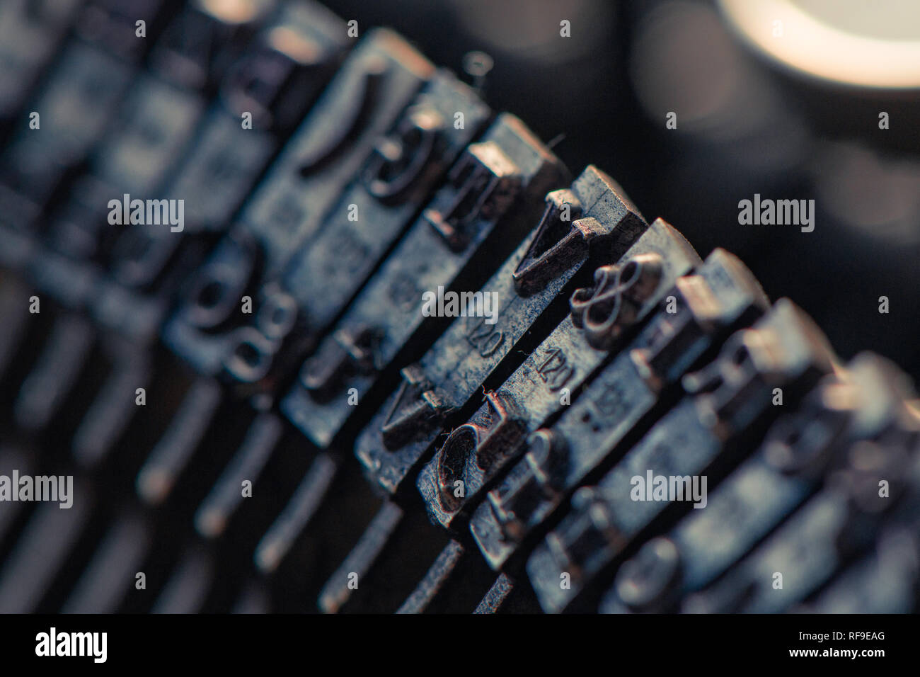 Schreibmaschine typebars Makro mit selektiven Fokus Stockfoto