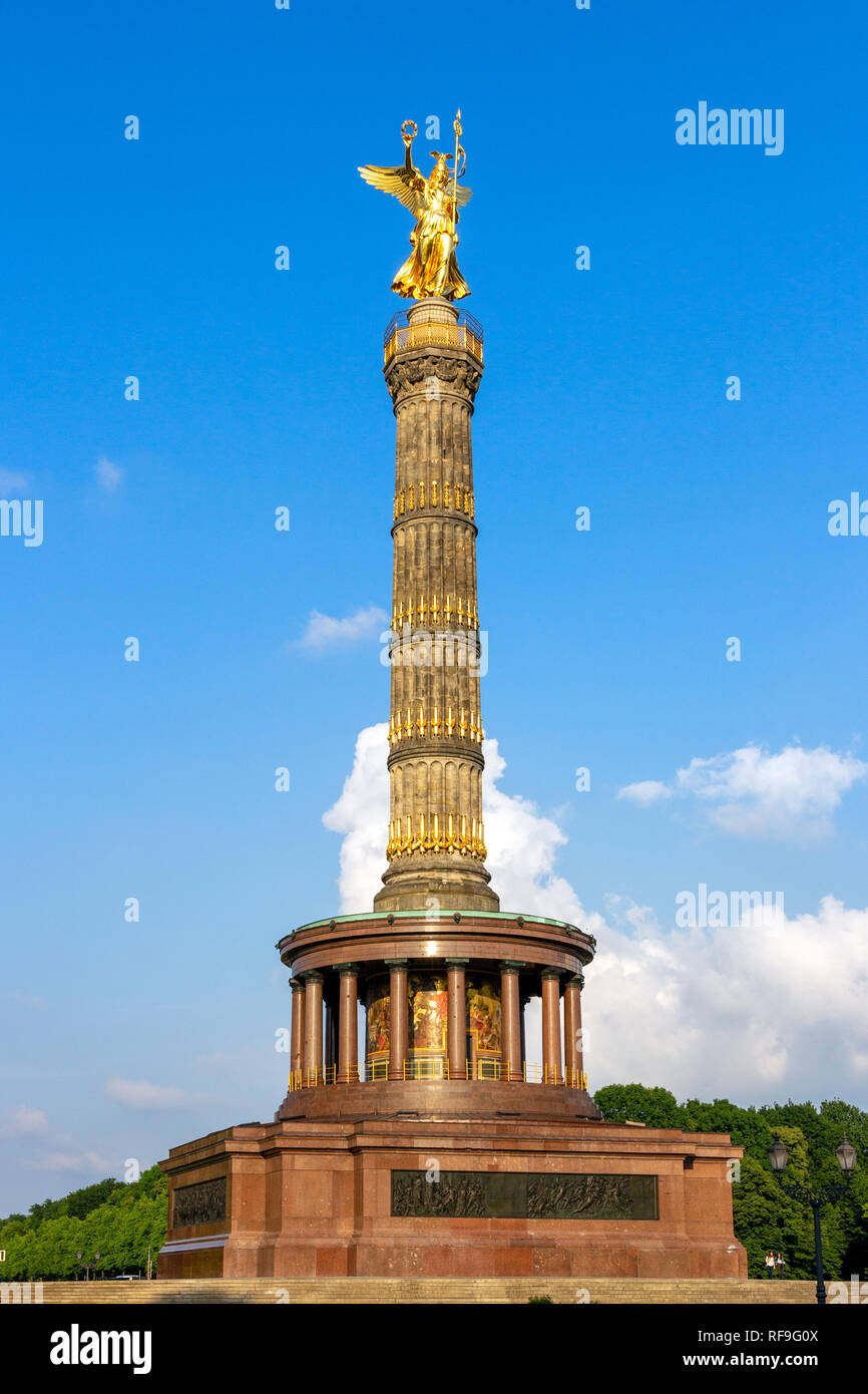 Siegessäule Monument mit einer Plattform in Top für eine Stadt Blick über Berlin City, Deutschland Stockfoto