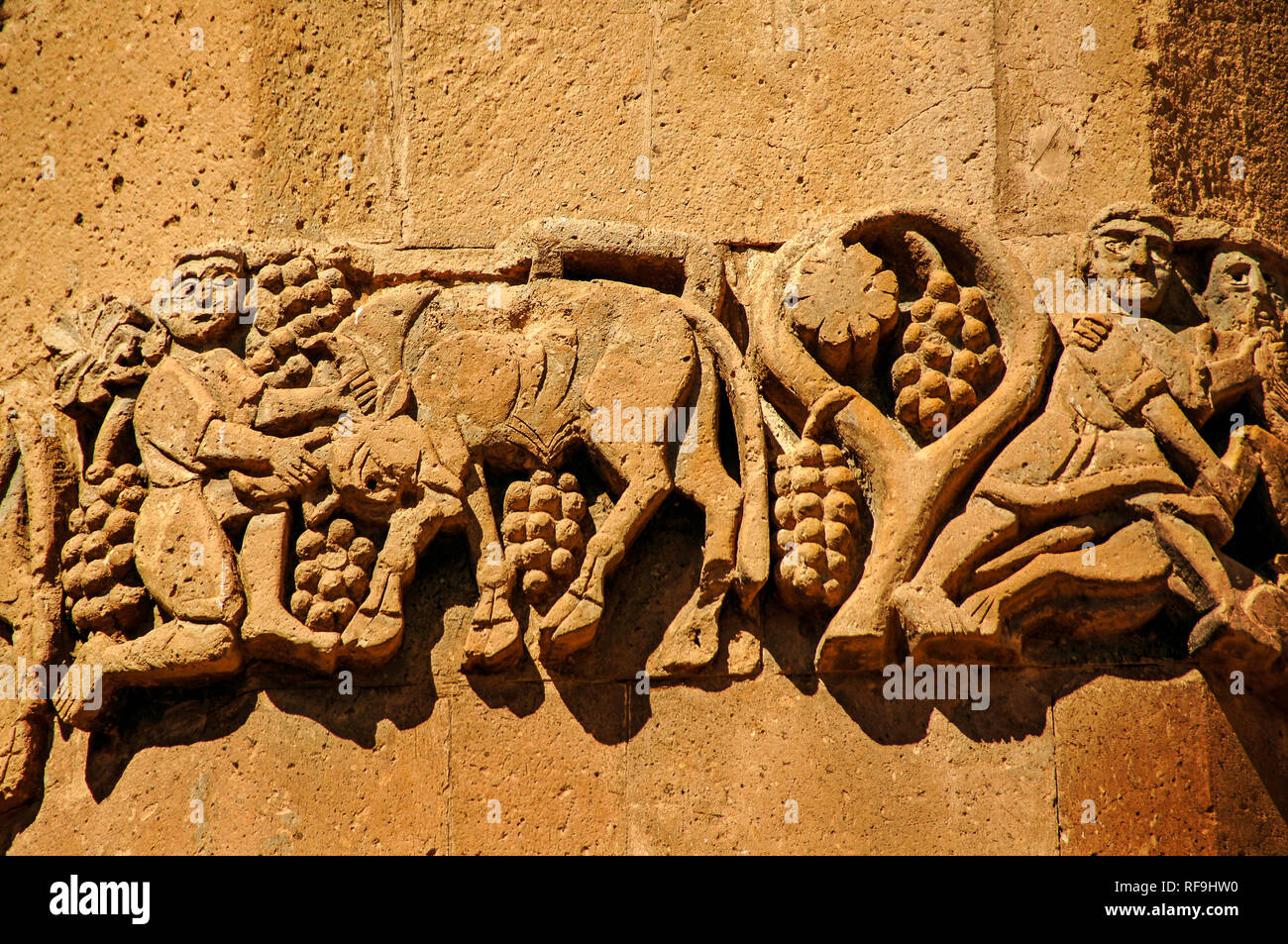 10. Jahrhundert armenisch-orthodoxe Kathedrale des Heiligen Kreuz auf der Insel Akdamar. See Van, Türkei Stockfoto